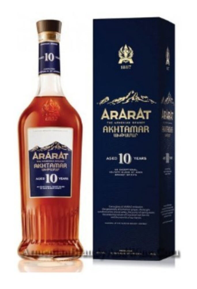 Ararat 10Y Akhtamar 40% 0,7 l (karton)