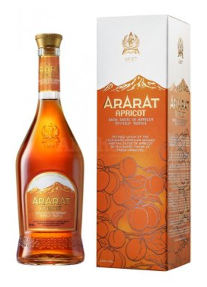Ararat Apricot 30% 0,7 l (karton)